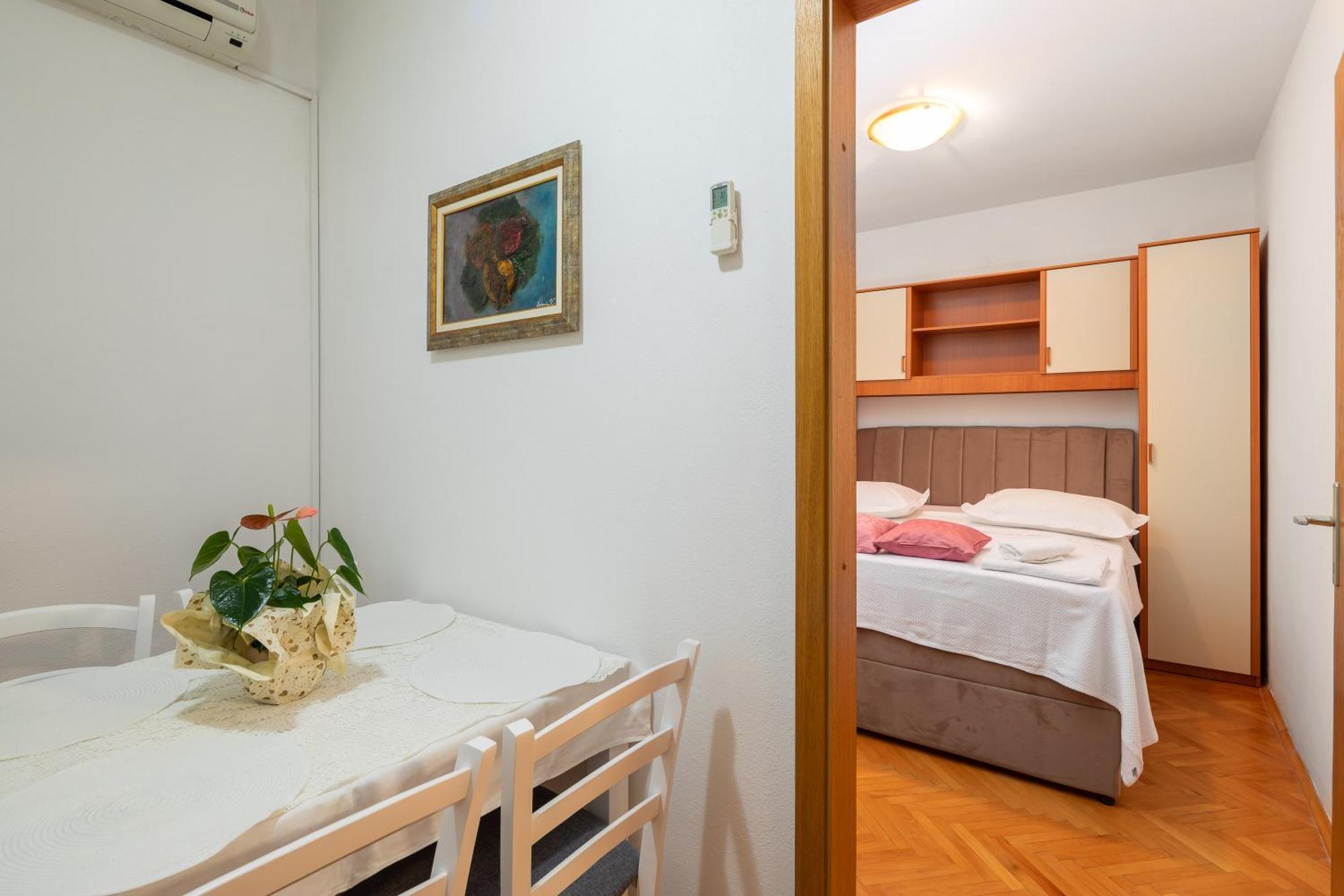 Magic Apartment