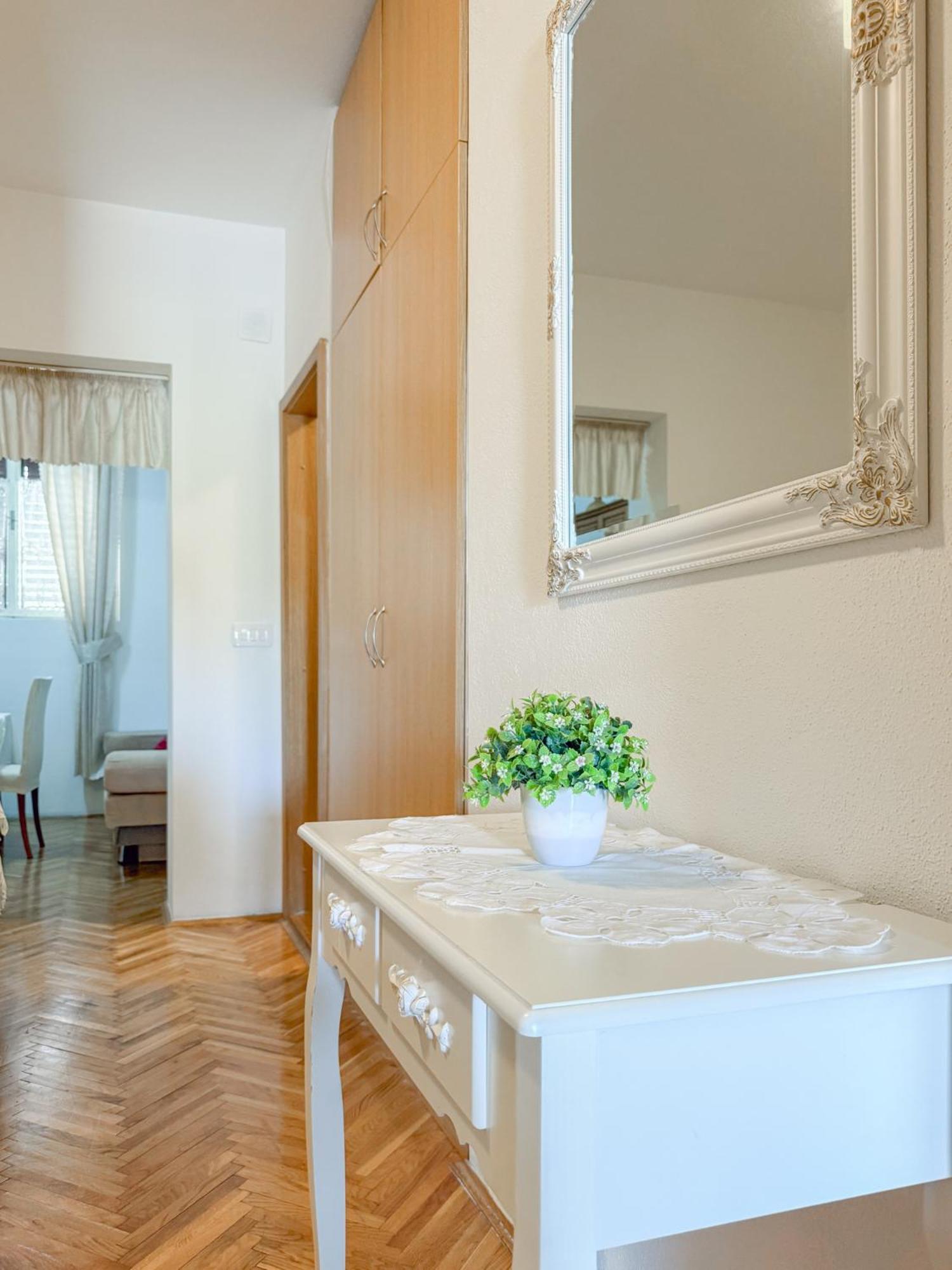 Magic Apartment