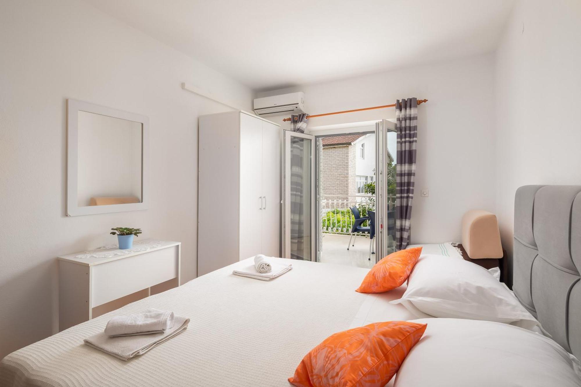 Magic Apartment